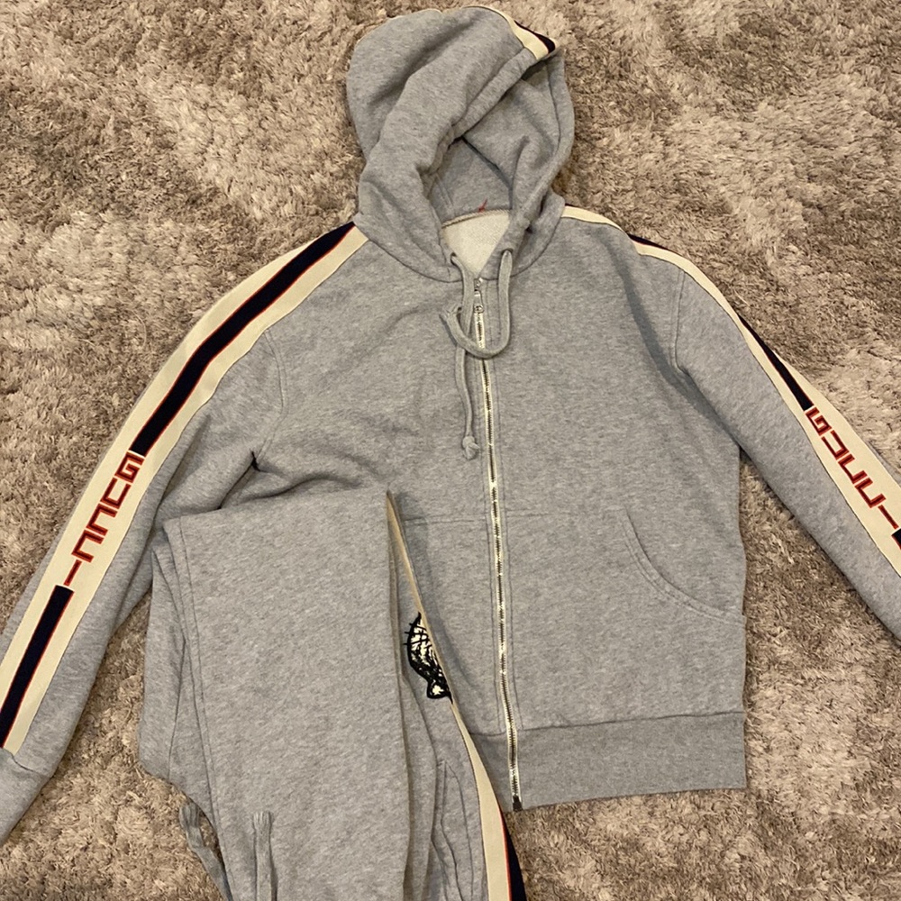 Authentic!!!  Gucci sweatsuit